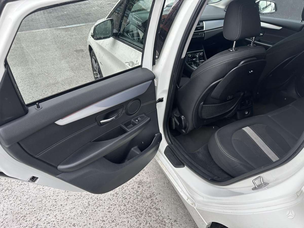 BMW 218 Active Tourer, 2.0 l., mpv / minivan