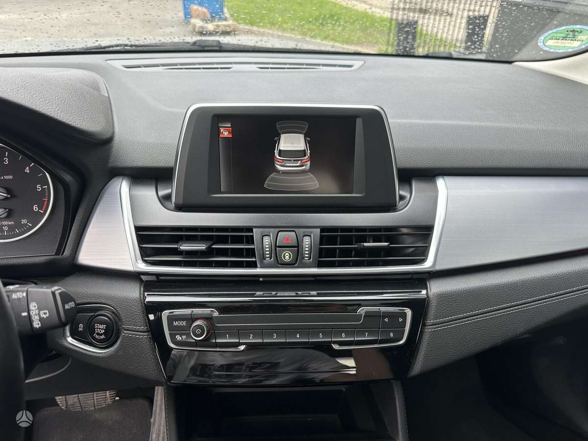 BMW 218 Active Tourer, 2.0 l., mpv / minivan