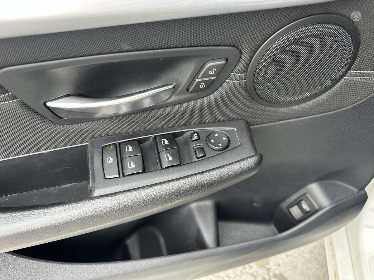 BMW 218 Active Tourer, 2.0 l., Минивэн