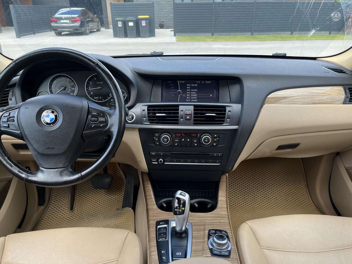 BMW X3, 2.0 l., Внедорожник / Кроссовер