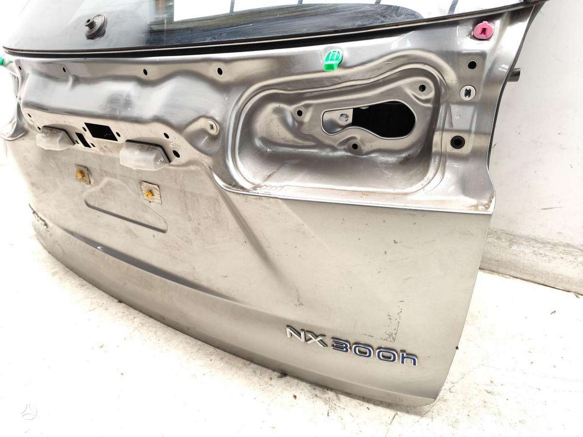 Lexus NX 300h hood (front, rear)