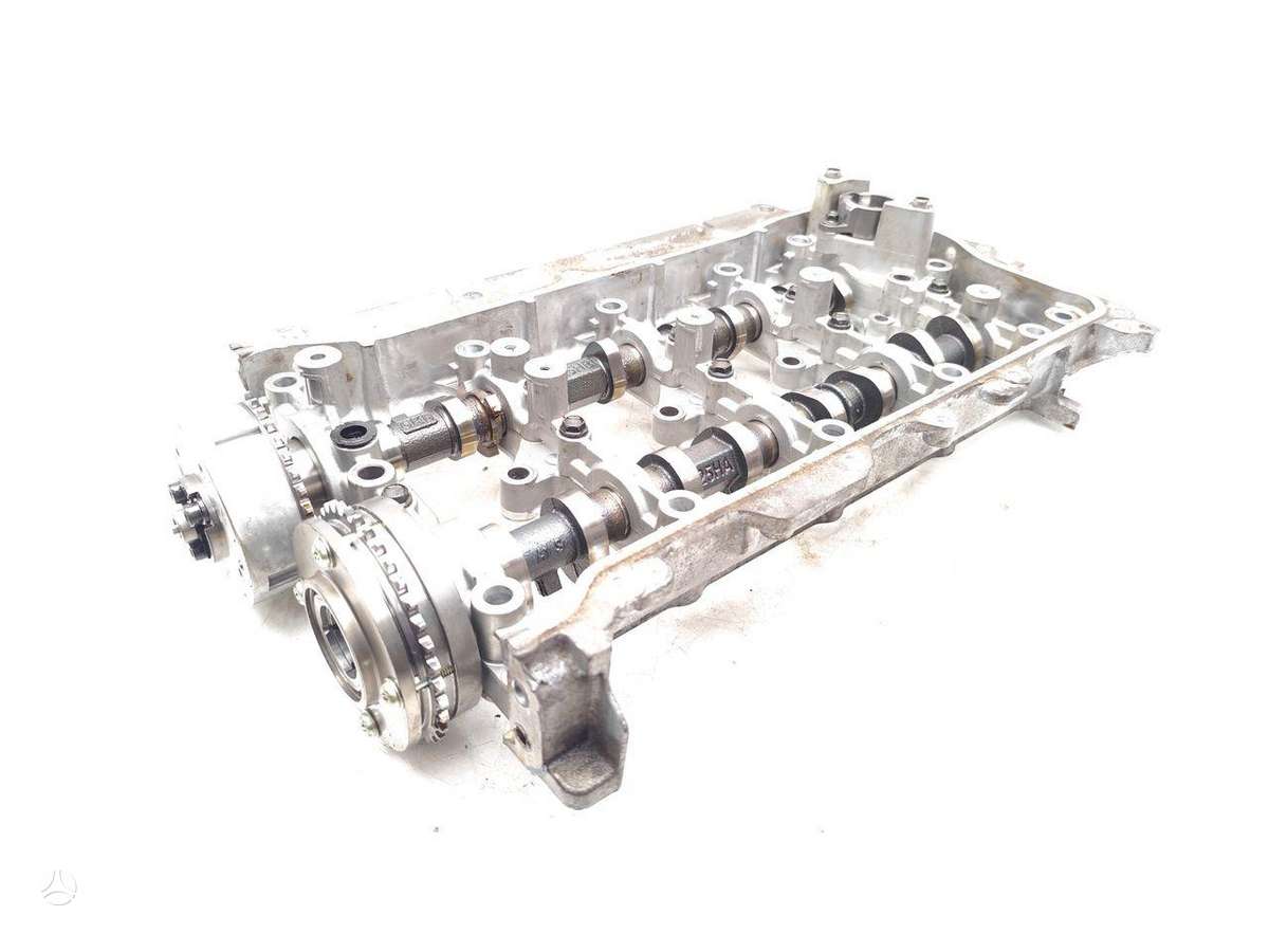 Toyota RAV4 cylinder head