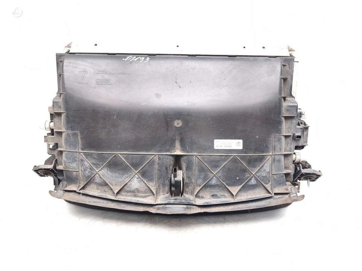 Tesla Model 3, 1076732-00-H, радиатор