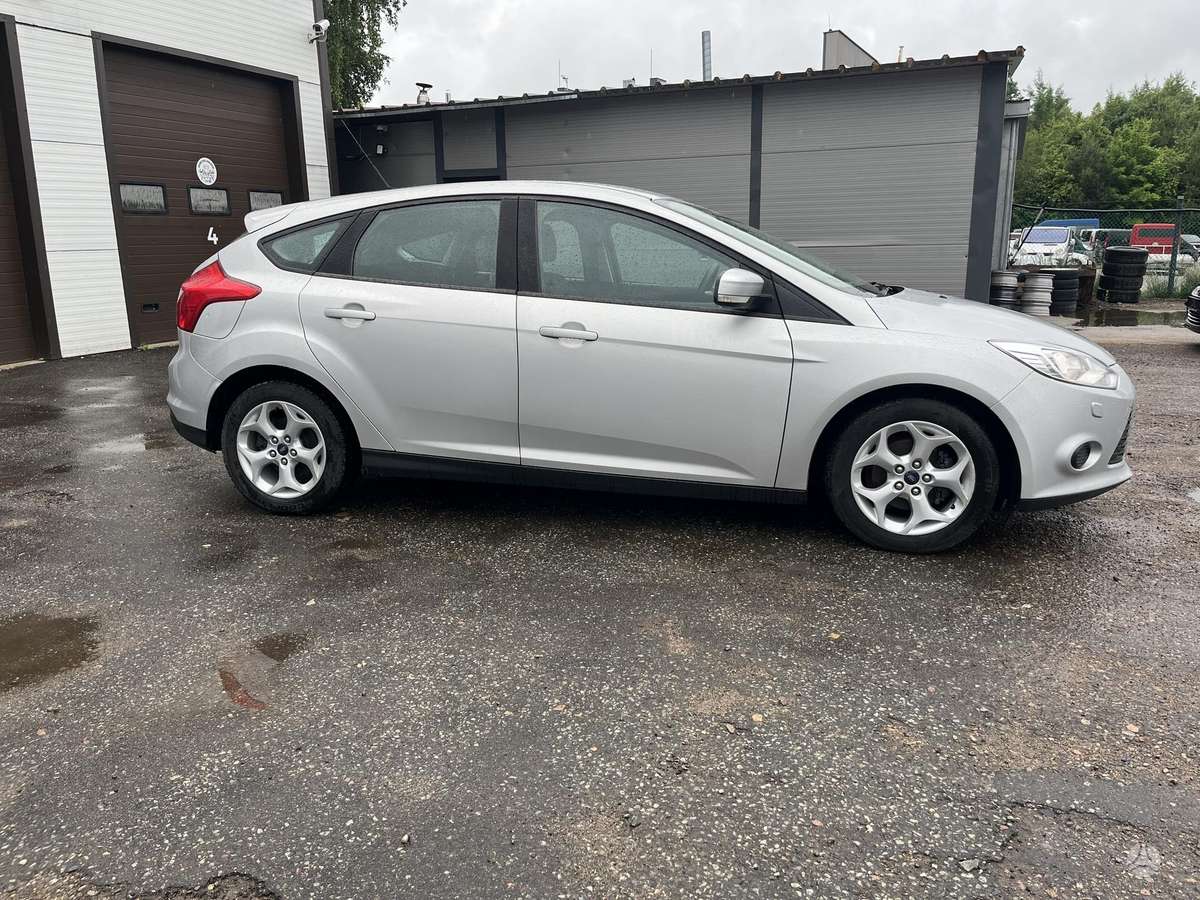 Ford Focus, 1.0 l., hatchback