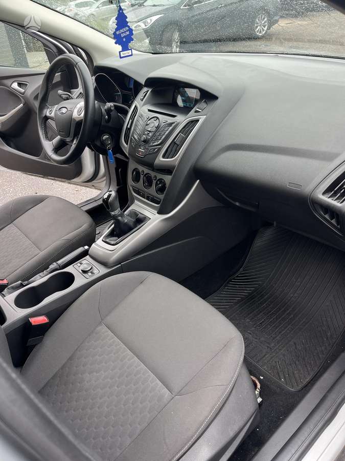 Ford Focus, 1.0 l., hatchback