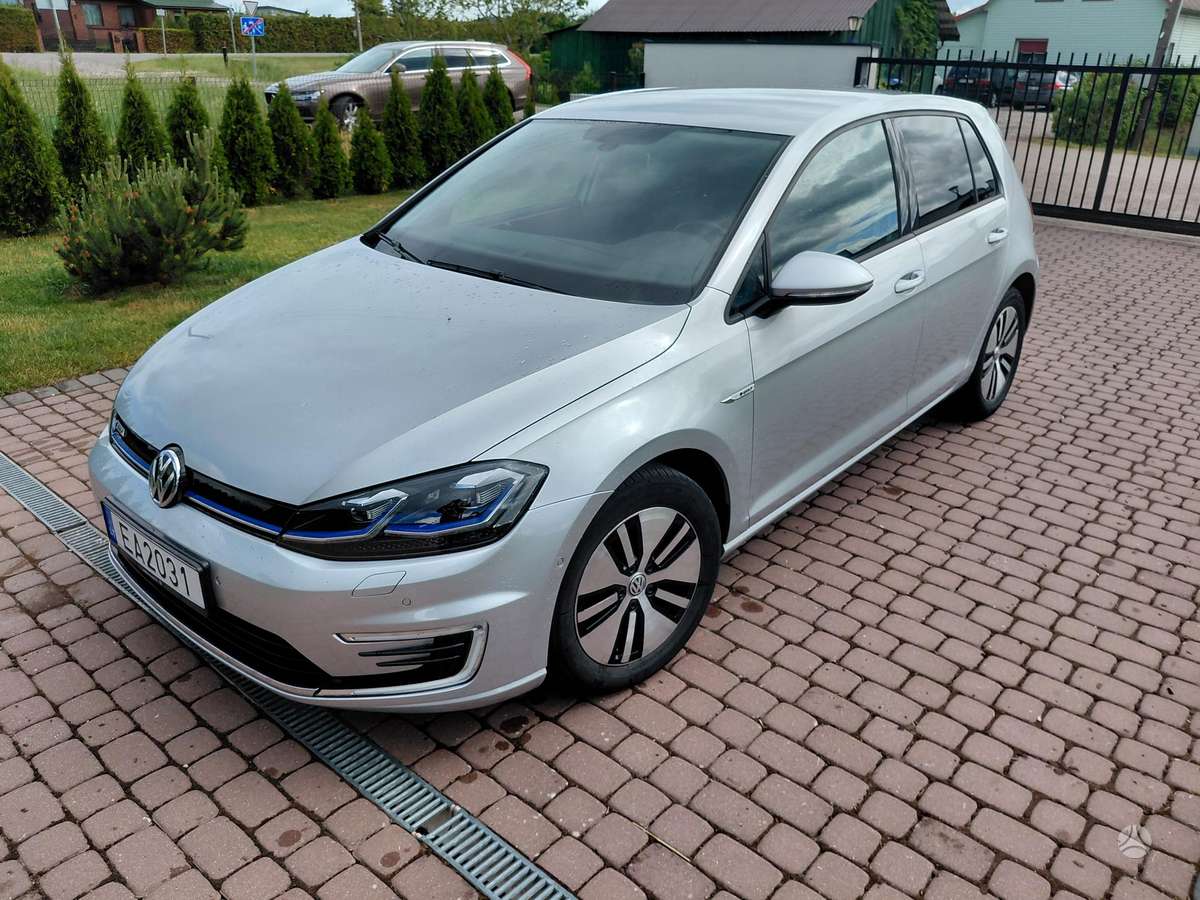Volkswagen Golf, 36 кВт·ч, Хэтчбек
