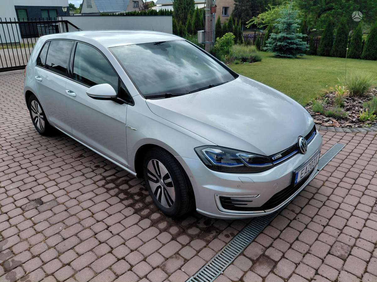 Volkswagen Golf, 36 кВт·ч, Хэтчбек