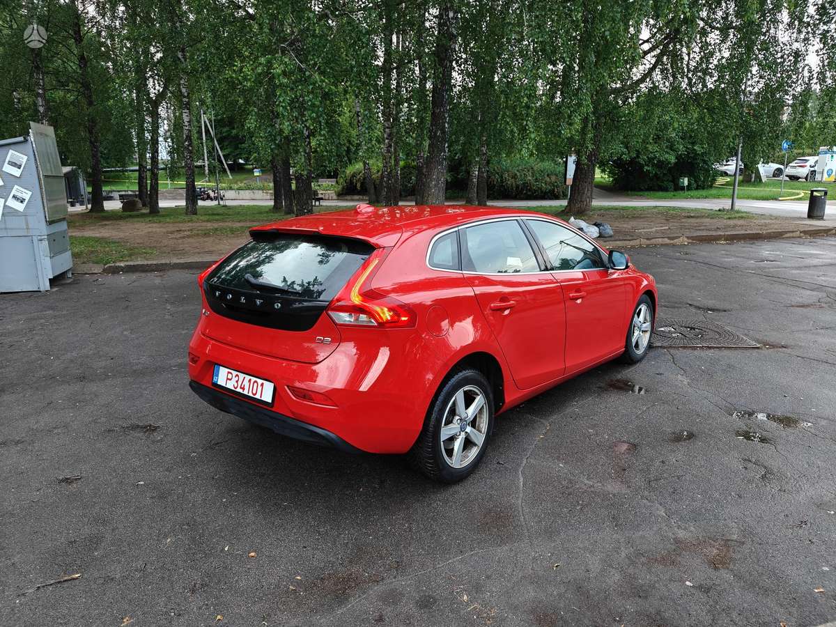 Volvo V40, 2.0 l., hečbekas