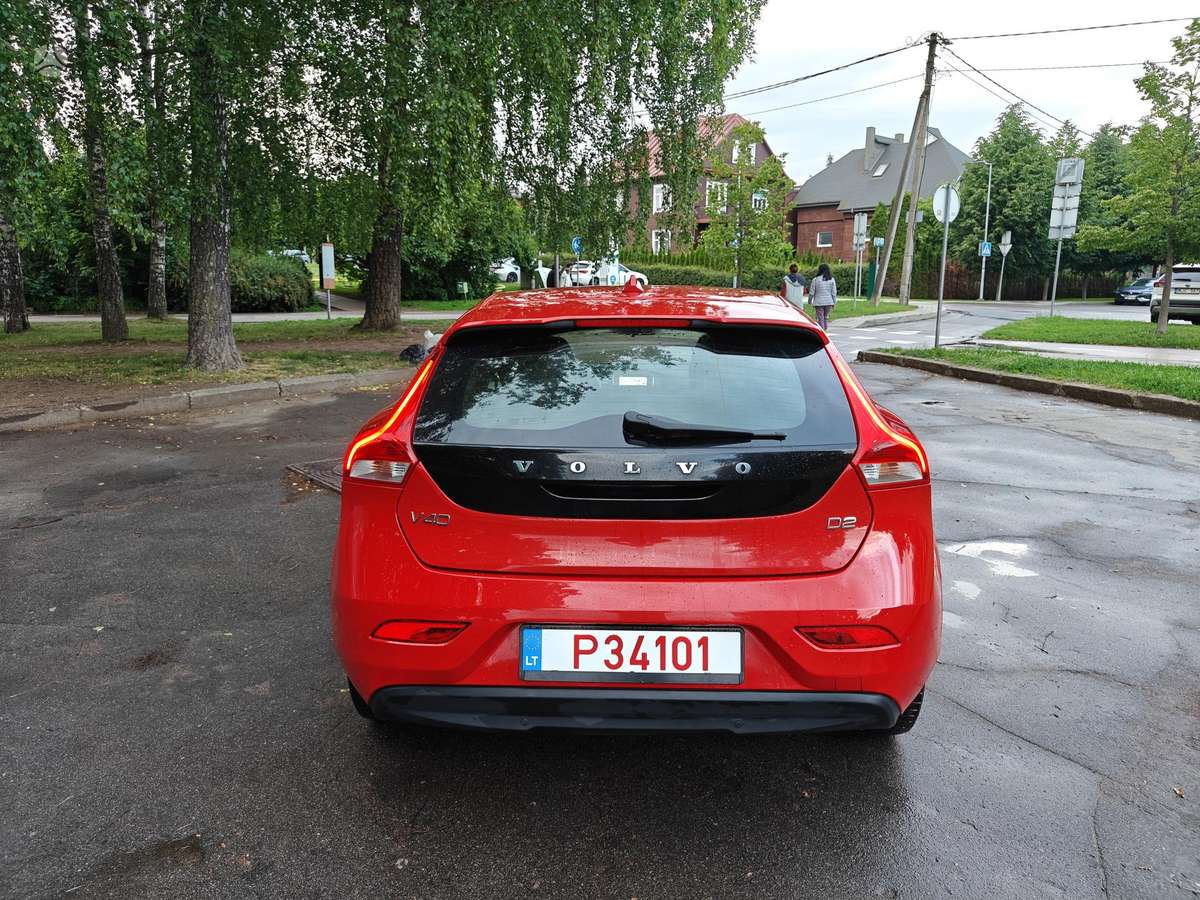 Volvo V40, 2.0 l., hečbekas