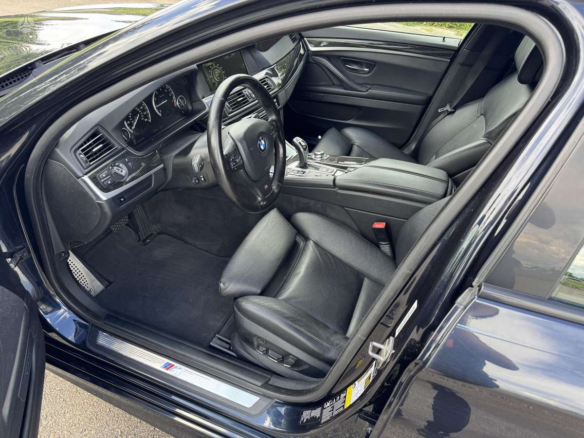 BMW 535, 3.0 l., Седан