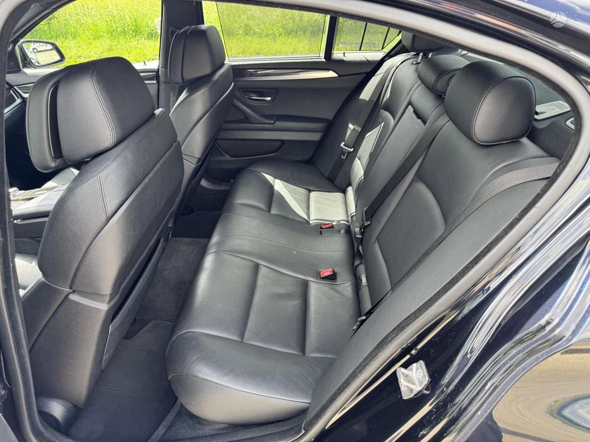 BMW 535, 3.0 l., Седан