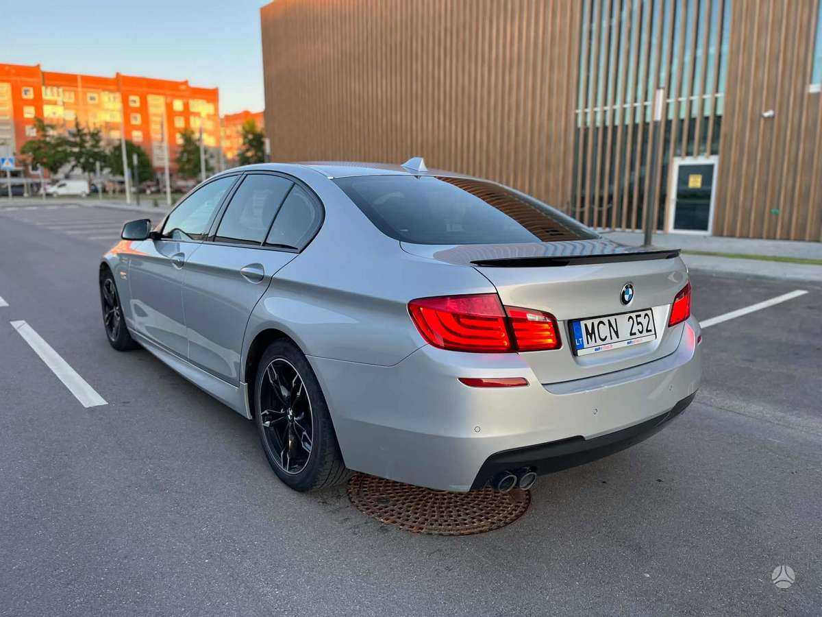 BMW 520, 2.0 l., Седан
