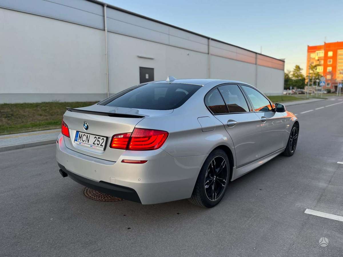 BMW 520, 2.0 l., Седан