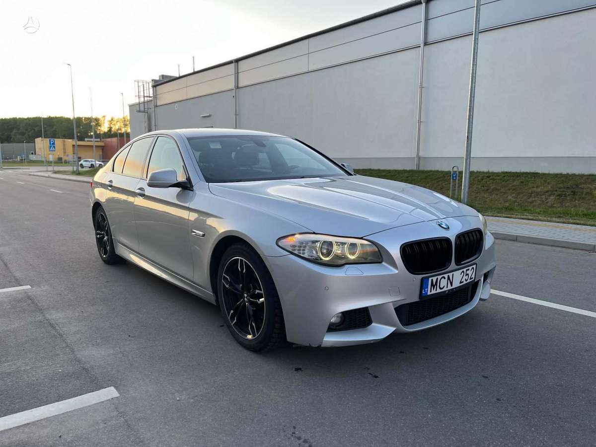 BMW 520, 2.0 l., Седан