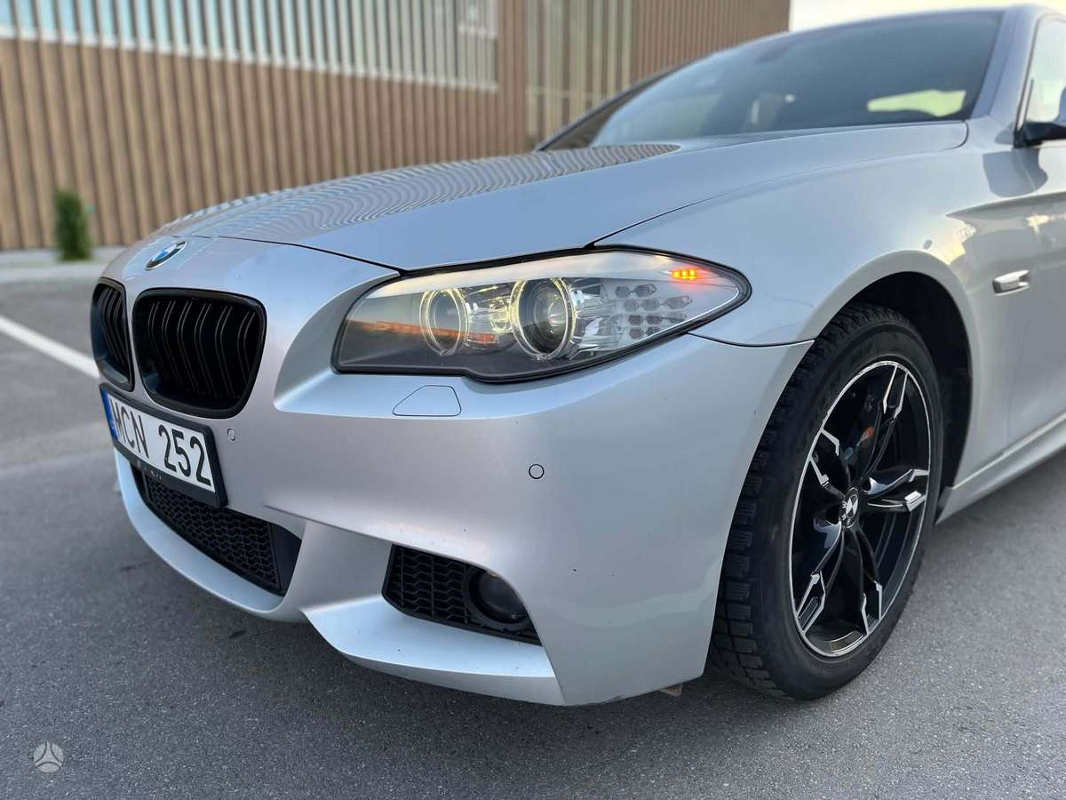 BMW 520, 2.0 l., Седан