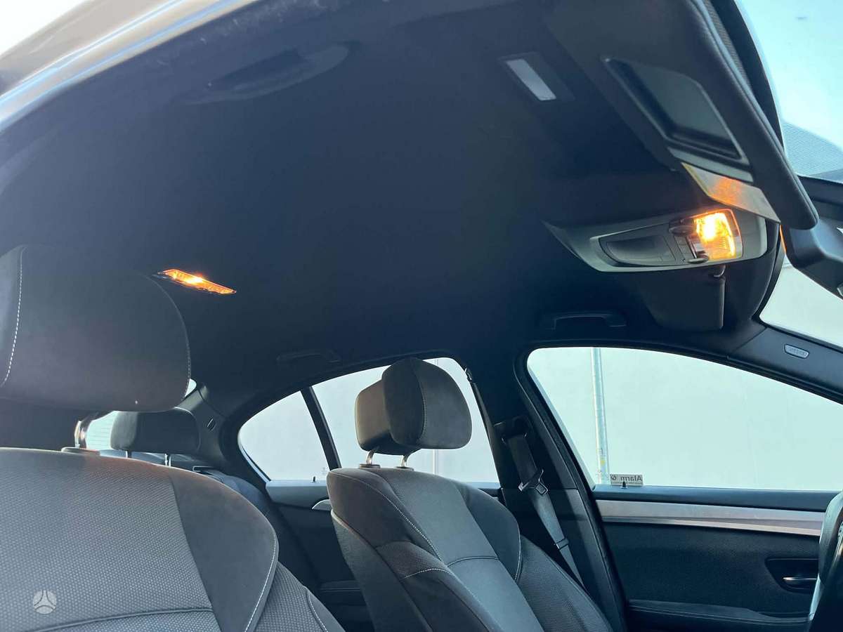 BMW 520, 2.0 l., Седан