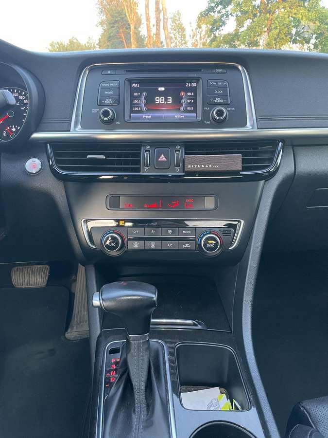 Kia Optima, 2.4 l., Седан