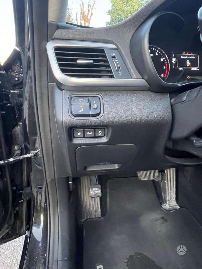 Kia Optima, 2.4 l., Седан