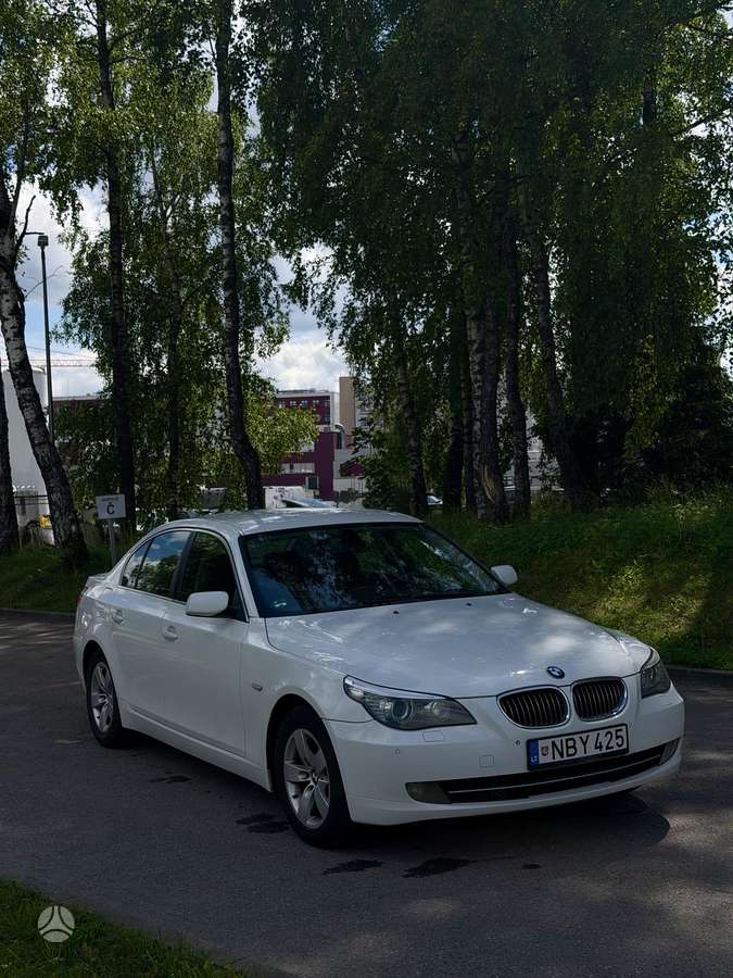 BMW 525, 3.0 l., Седан