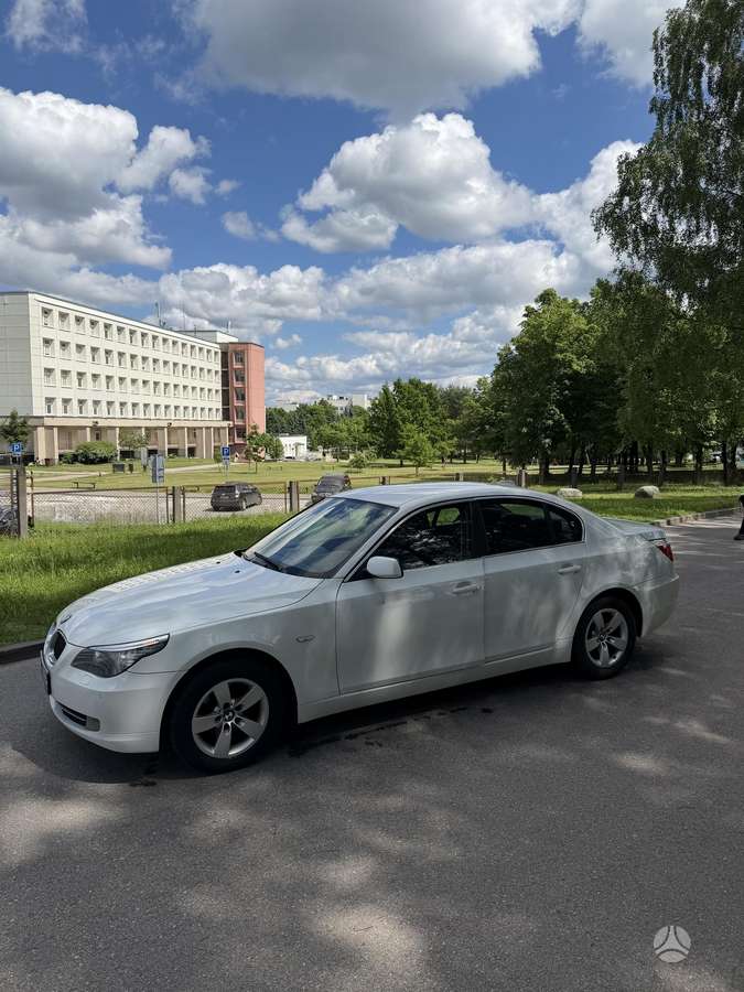 BMW 525, 3.0 l., Седан