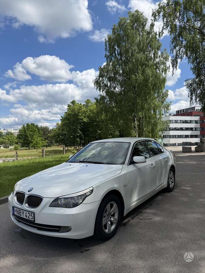 BMW 525, 3.0 l., Седан