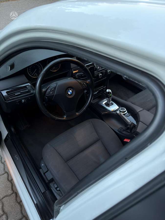 BMW 525, 3.0 l., Седан