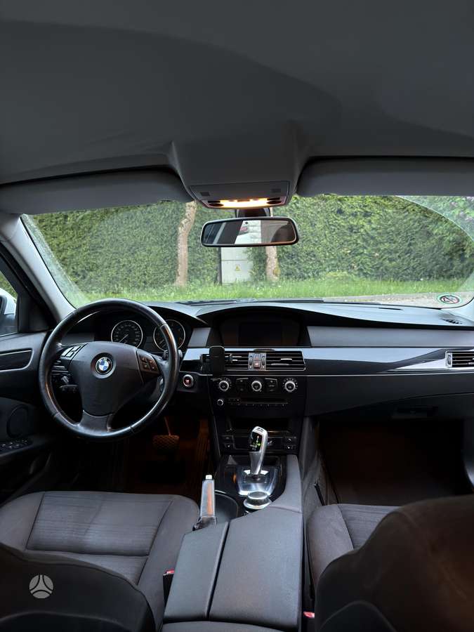 BMW 525, 3.0 l., Седан