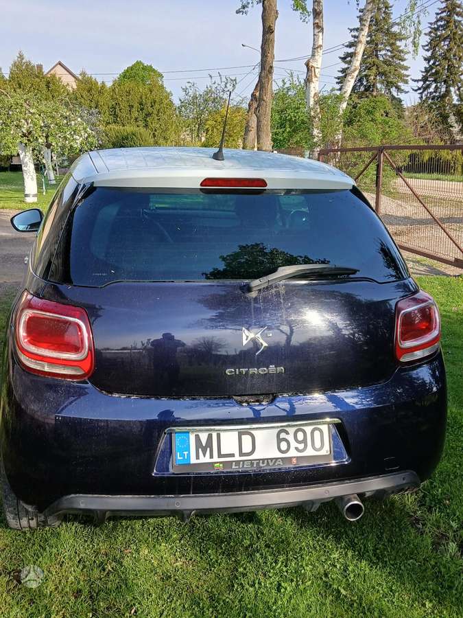 Citroen DS3, 1.6 l., hatchback