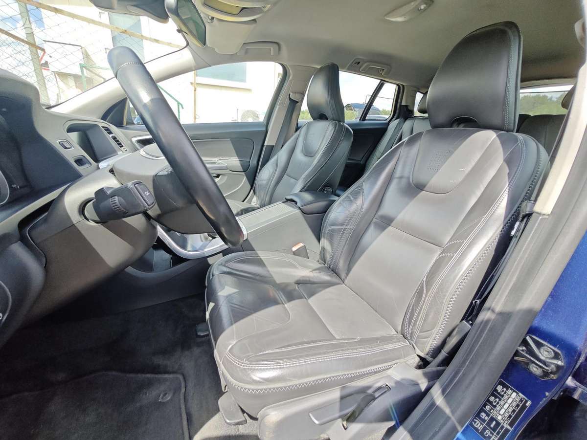 Volvo V60, 2.0 l., Универсал