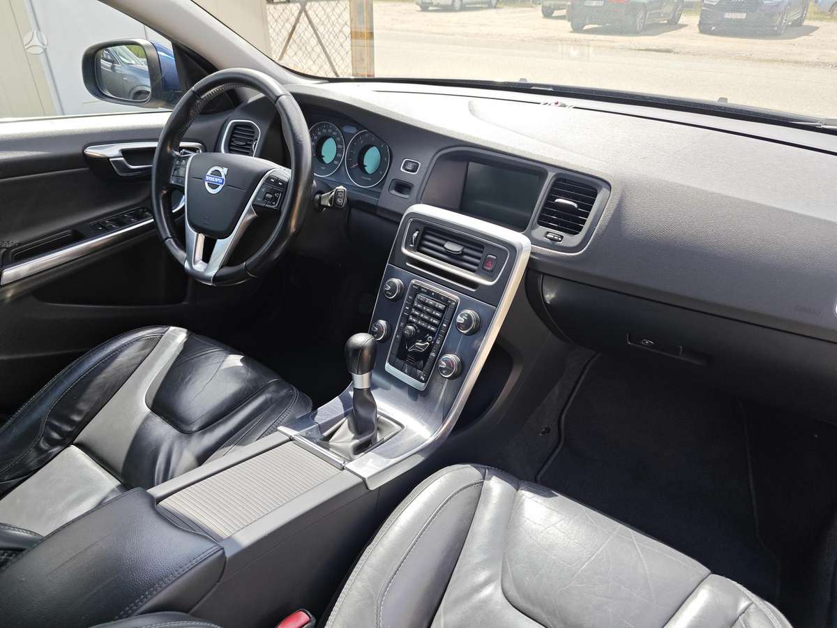 Volvo V60, 2.0 l., Универсал