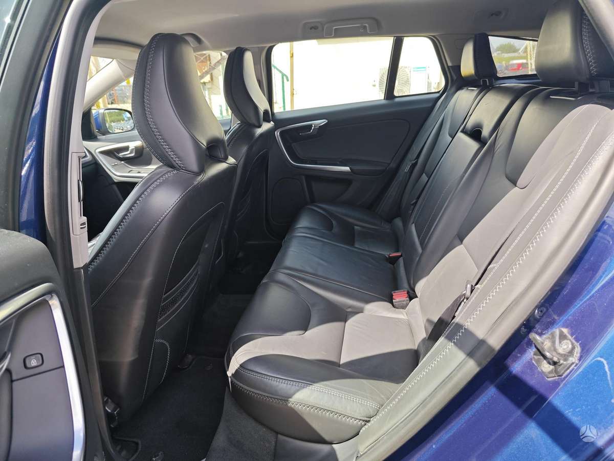 Volvo V60, 2.0 l., Универсал