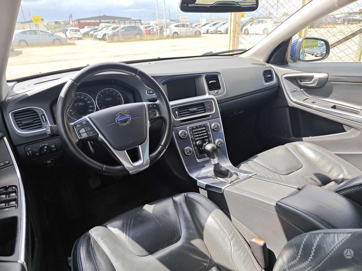 Volvo V60, 2.0 l., Универсал