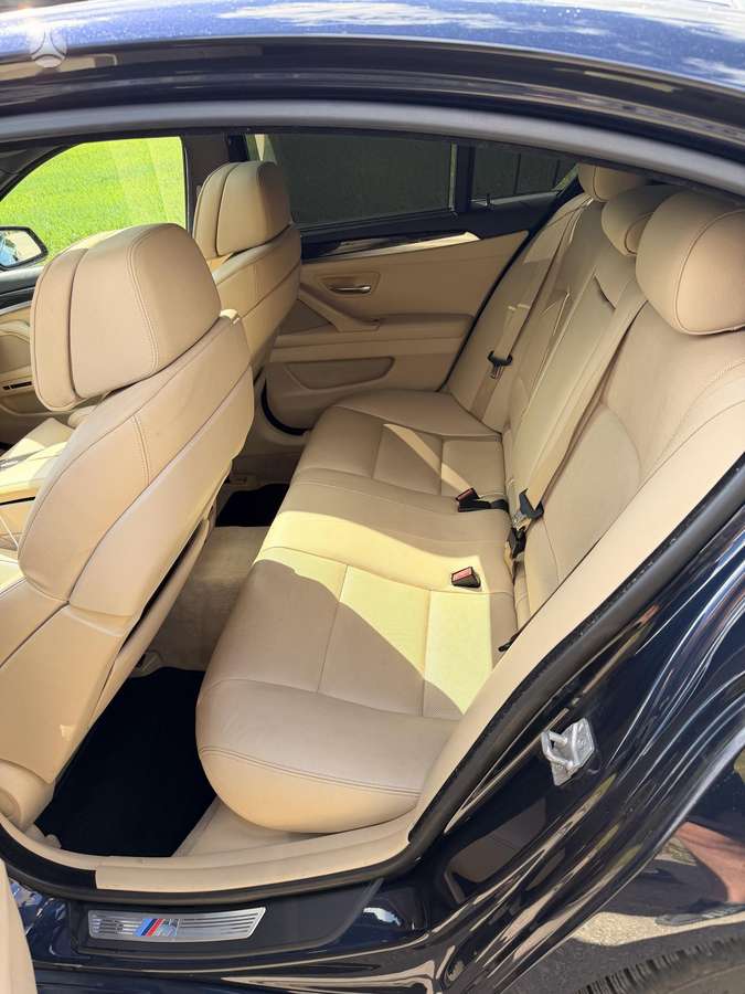 BMW 528, 2.0 l., Седан