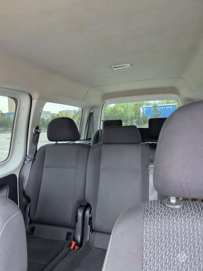 Volkswagen Caddy Maxi, 2.0 l., Минивэн