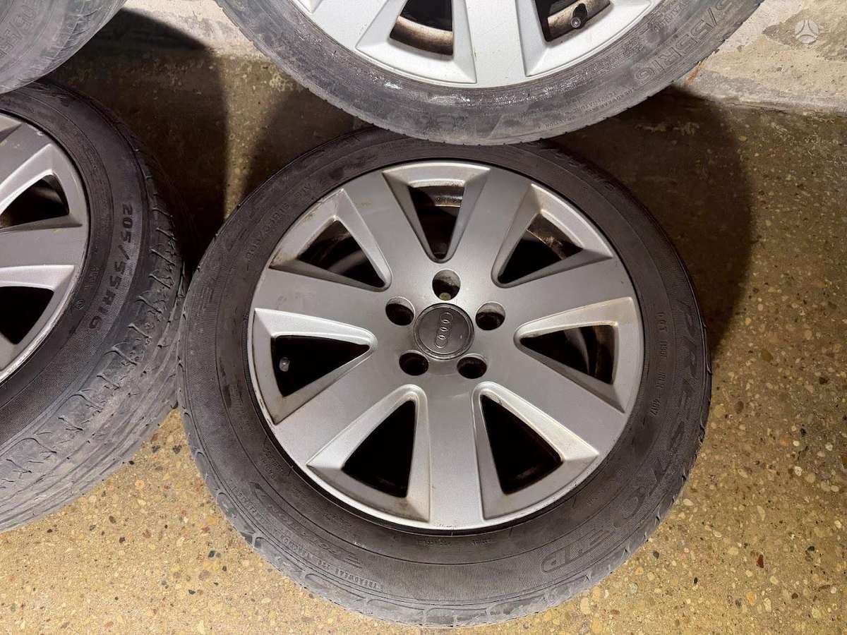 Audi OEM, lengvojo lydinio, R16
