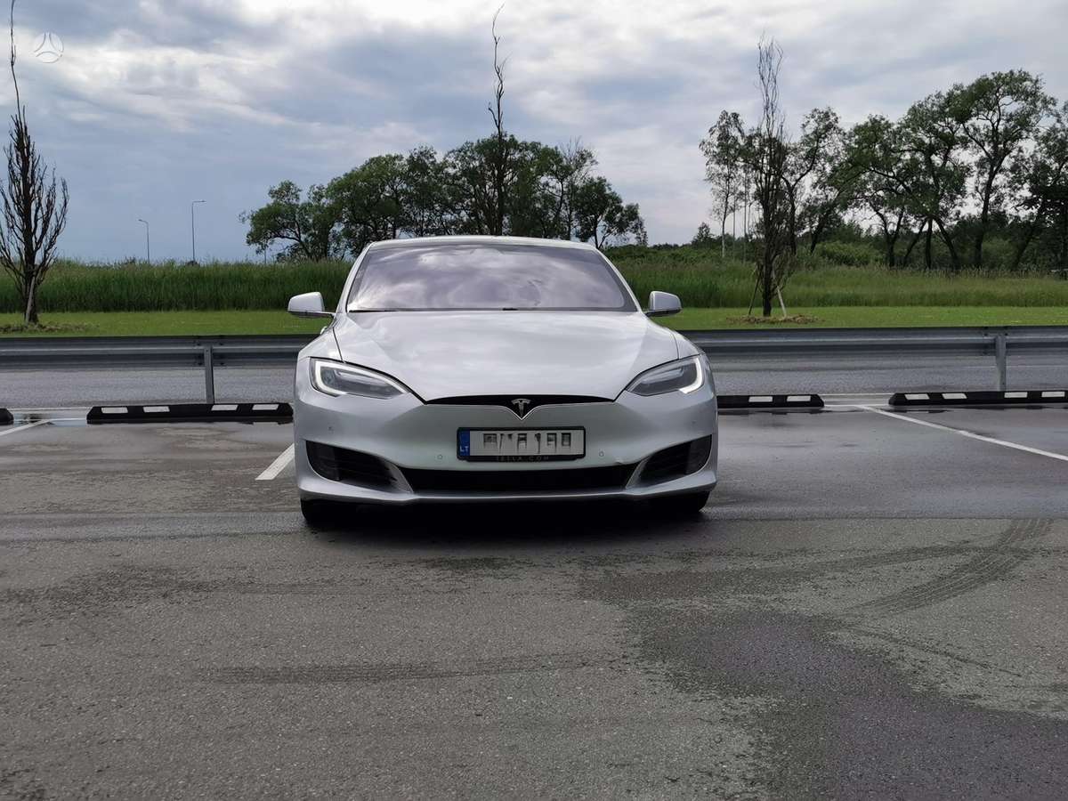 Tesla Model S, 75 кВт·ч, Хэтчбек