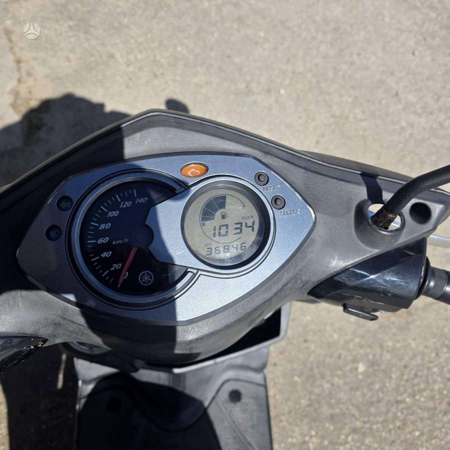 Yamaha Cygnus 125cc, scooters / mopeds