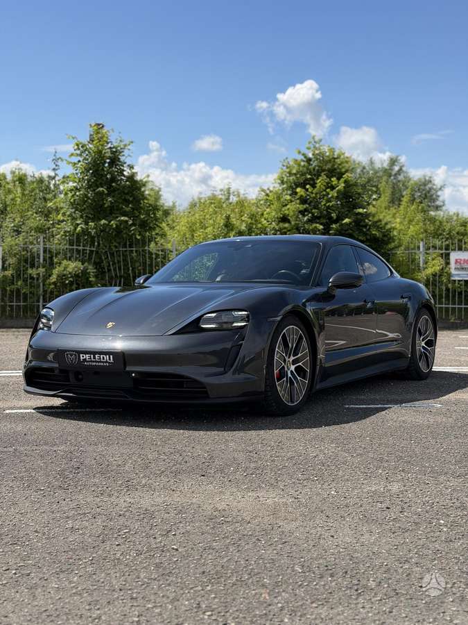 Porsche Taycan - 1