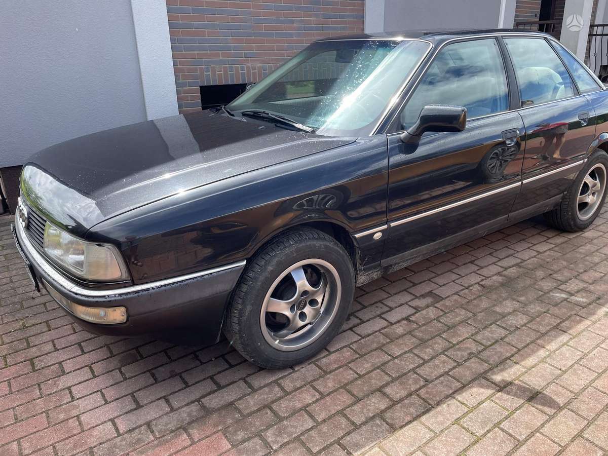 Audi 90, 2.2 l., Седан