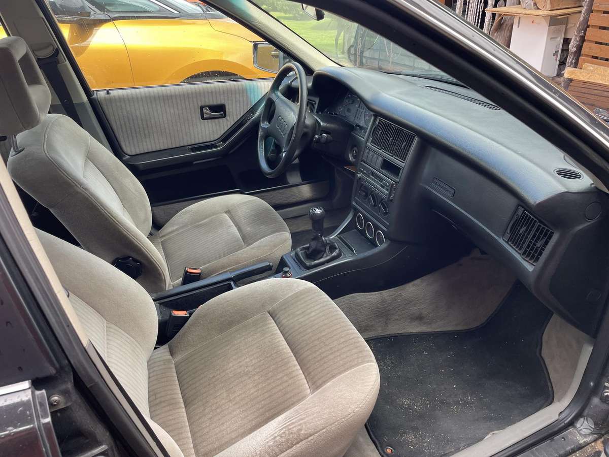 Audi 90, 2.2 l., Седан