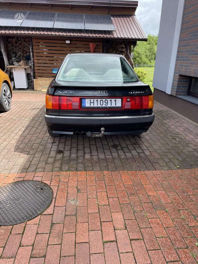 Audi 90, 2.2 l., Седан