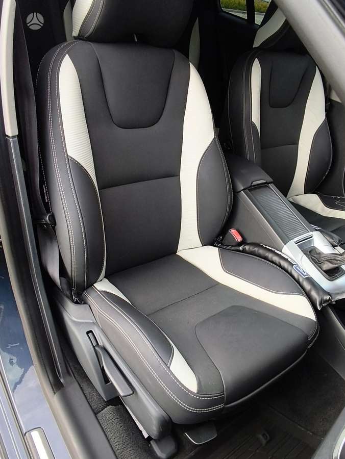 Volvo V60, 2.0 l., Универсал
