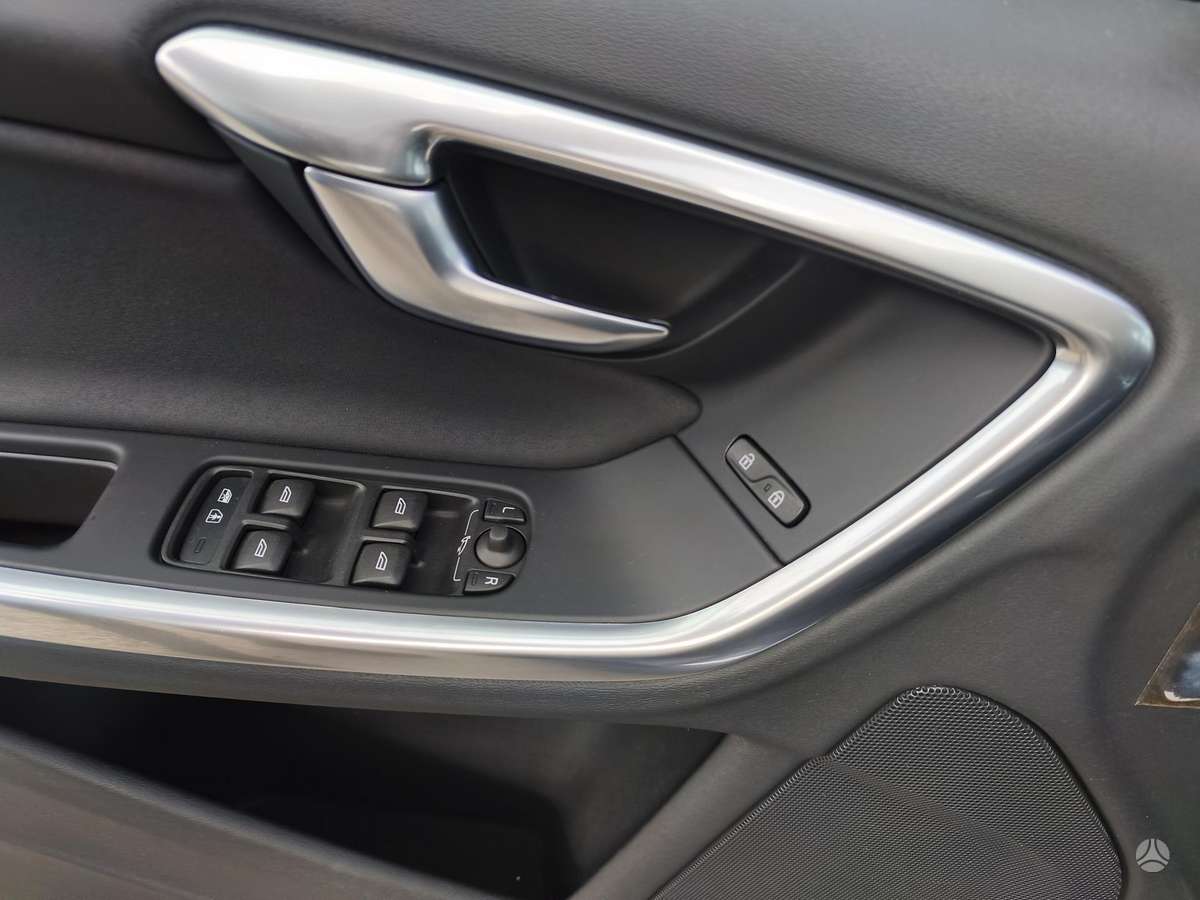 Volvo V60, 2.0 l., Универсал