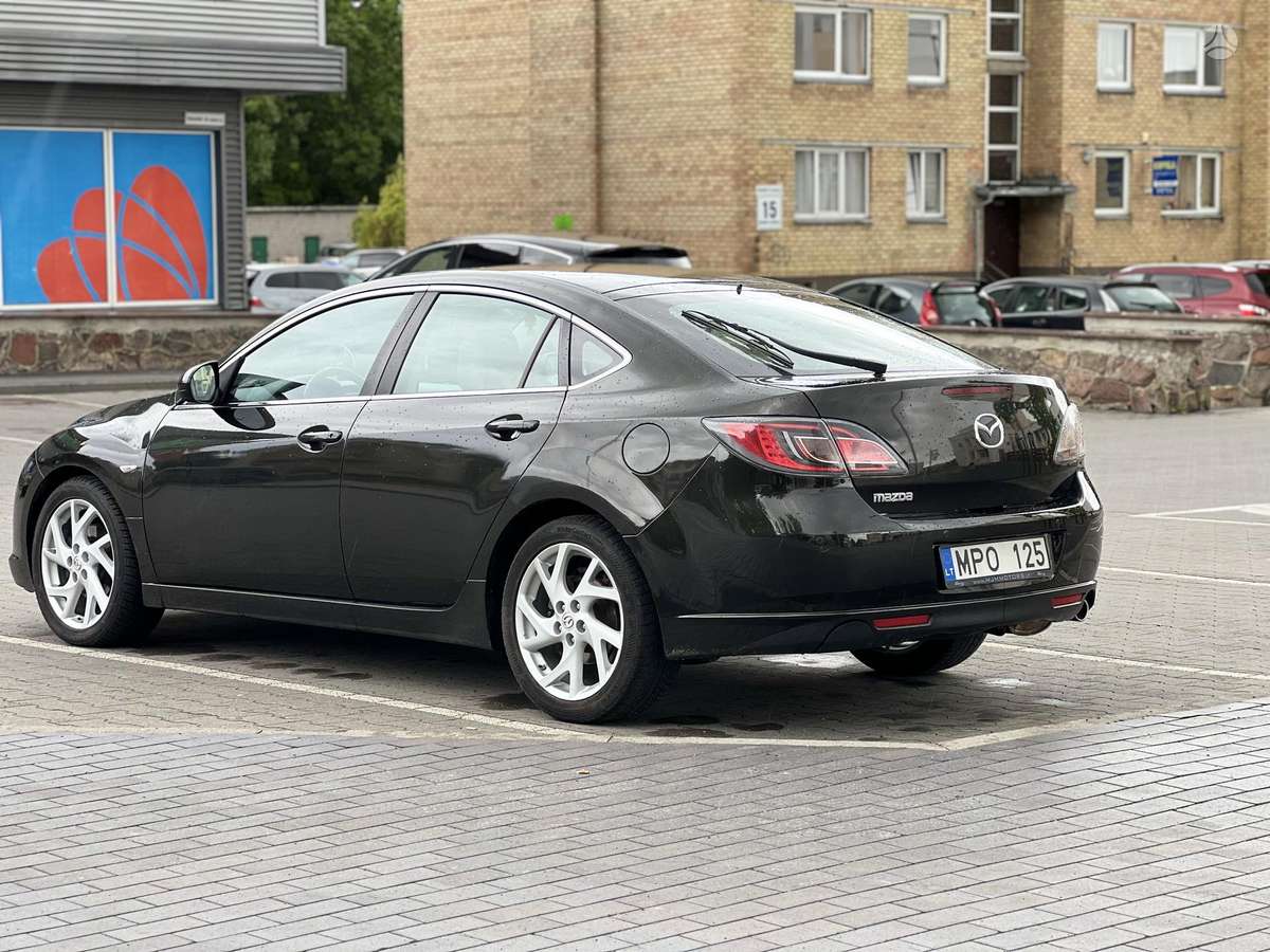 Mazda 6, 2.0 l., hatchback