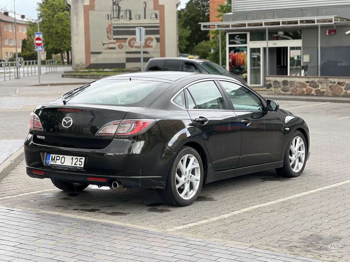 Mazda 6, 2.0 l., hatchback