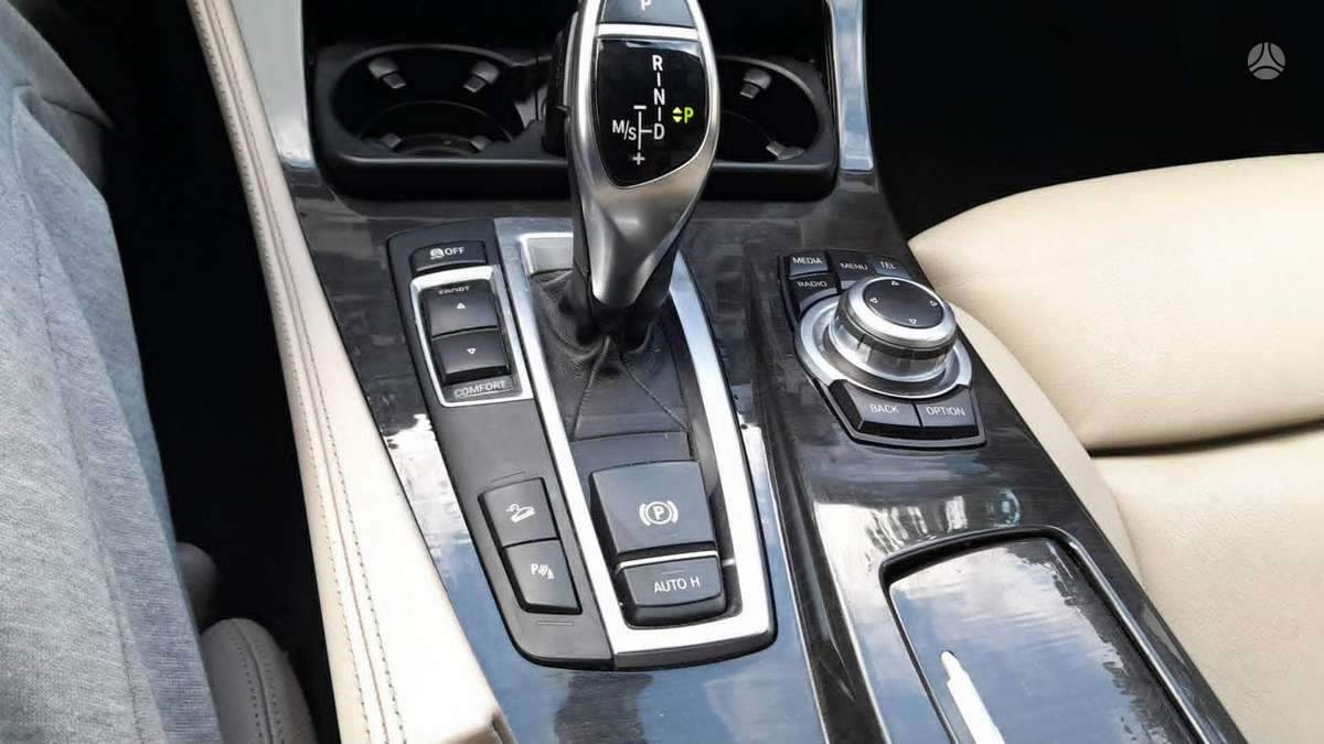 BMW 535, 3.0 l., Седан
