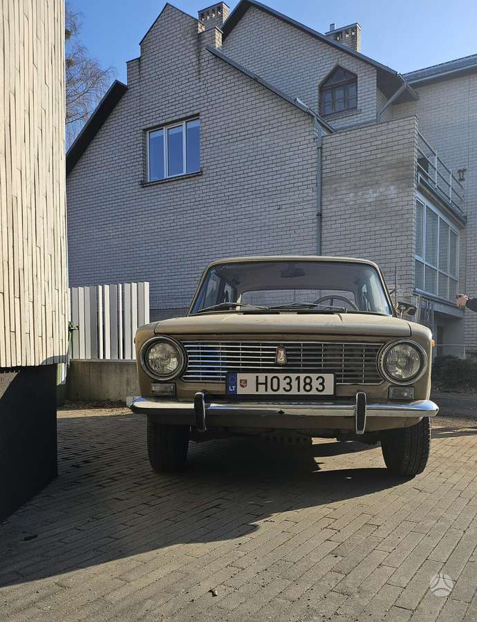 Lada 2101, Седан