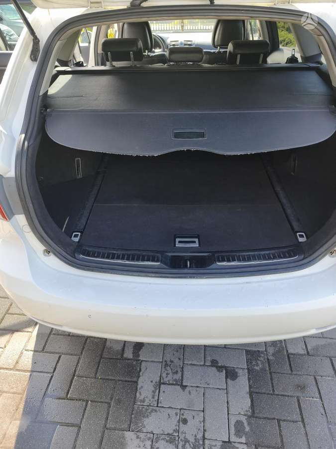 Toyota Avensis - 11