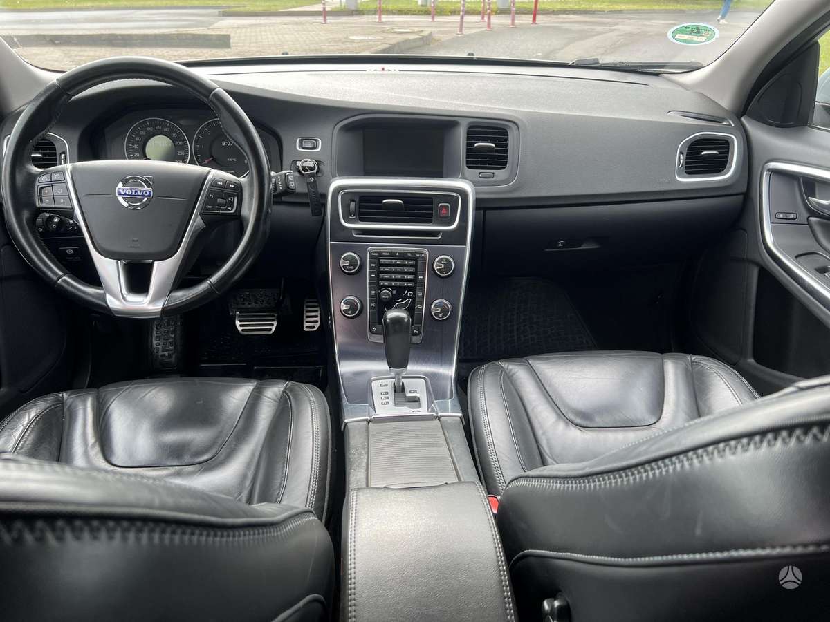 Volvo V60, 2.0 l., universalas