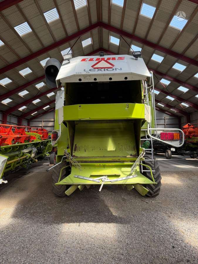 Claas Lexion 410, kombainai